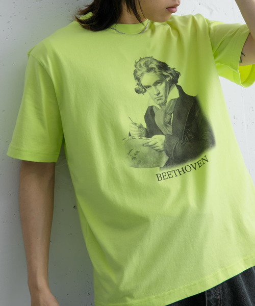 

Футболка винтажная с принтом Бетховен SENSE OF PLACE by URBAN RESEARCH, желтая