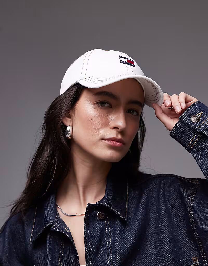 

Кепка Tommy Jeans Heritage Flag из денима цвета экрю