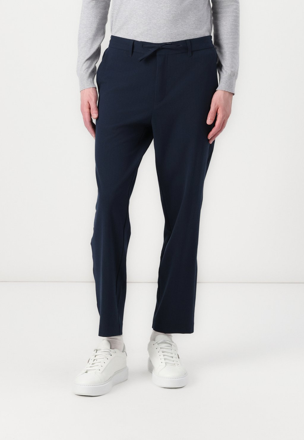 

Брюки PINSTRIPES TROUSERS Pier One, темно-синий