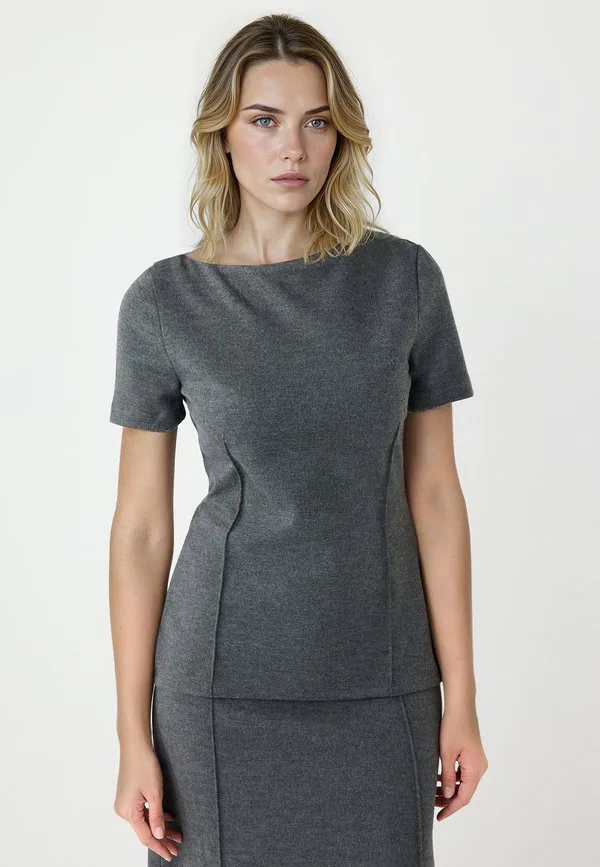 

Базовая футболка с коротким рукавом и вырезом-лодочкой Jimmy Key, Grey, Серый, Базовая футболка с коротким рукавом и вырезом-лодочкой Jimmy Key, Grey