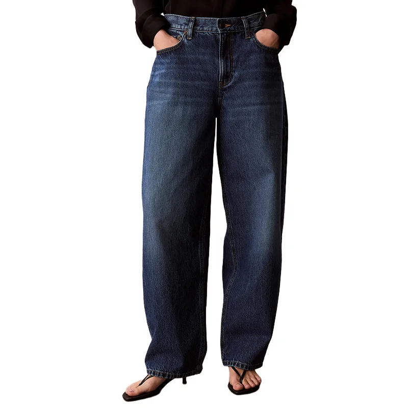 Calvin Klein Джинсы женские SD3 Denim темно-синие с умеренным кроем