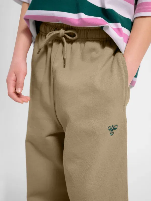 Толстовка спортивная Hummel Hmljr jump boxy tracksuit bottoms, серебристая норка — фото 4