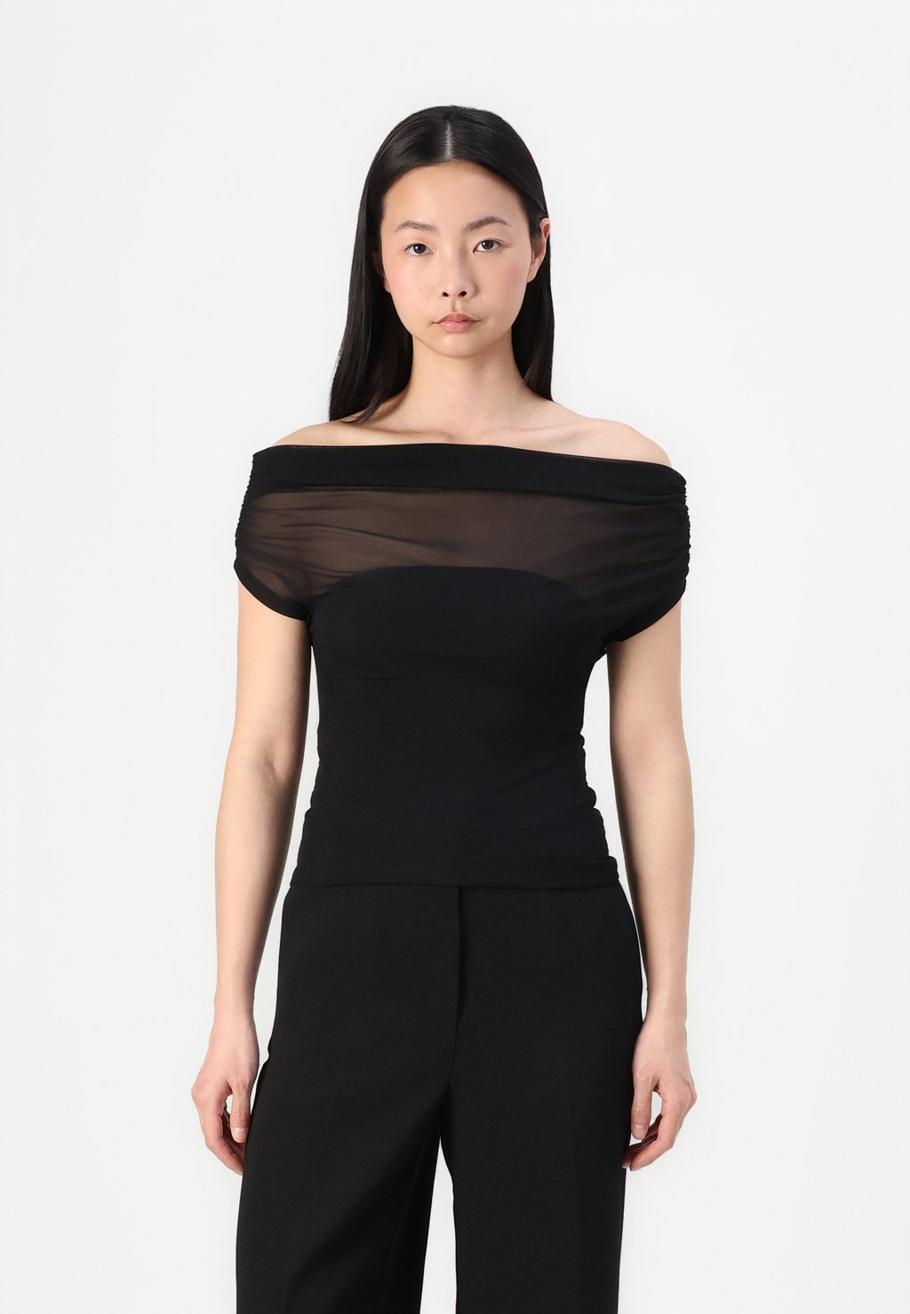 

Топ OFF SHOULDER Gina Tricot, черный