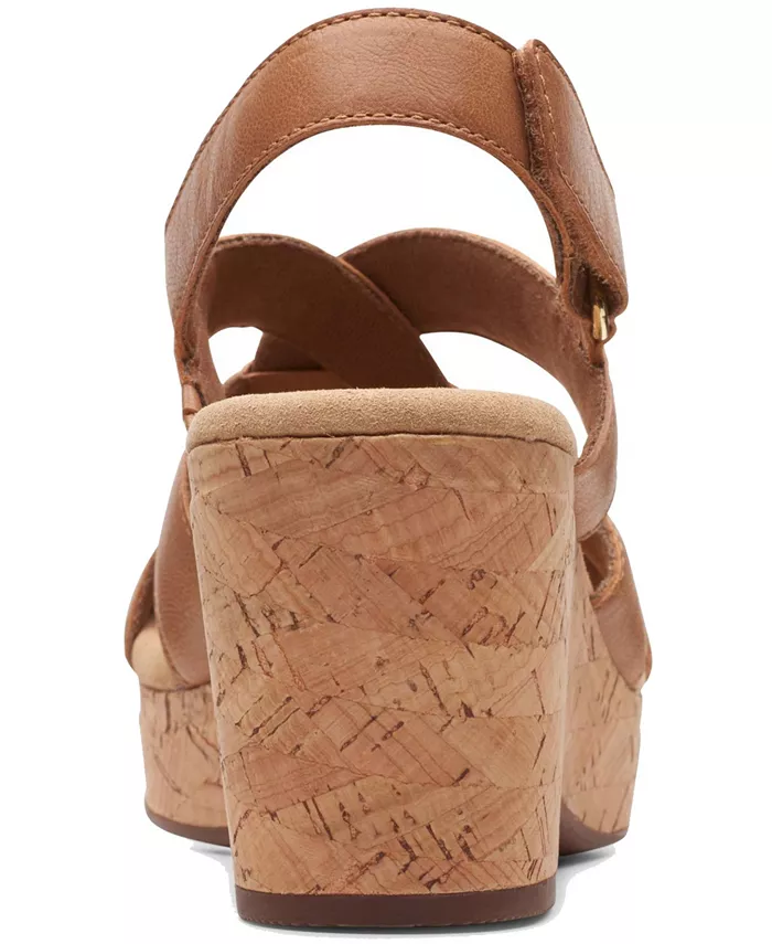 Женские пляжные босоножки Giselle на танкетке с ремешком на пятке Clarks, коричневый/бежевый — фото 3