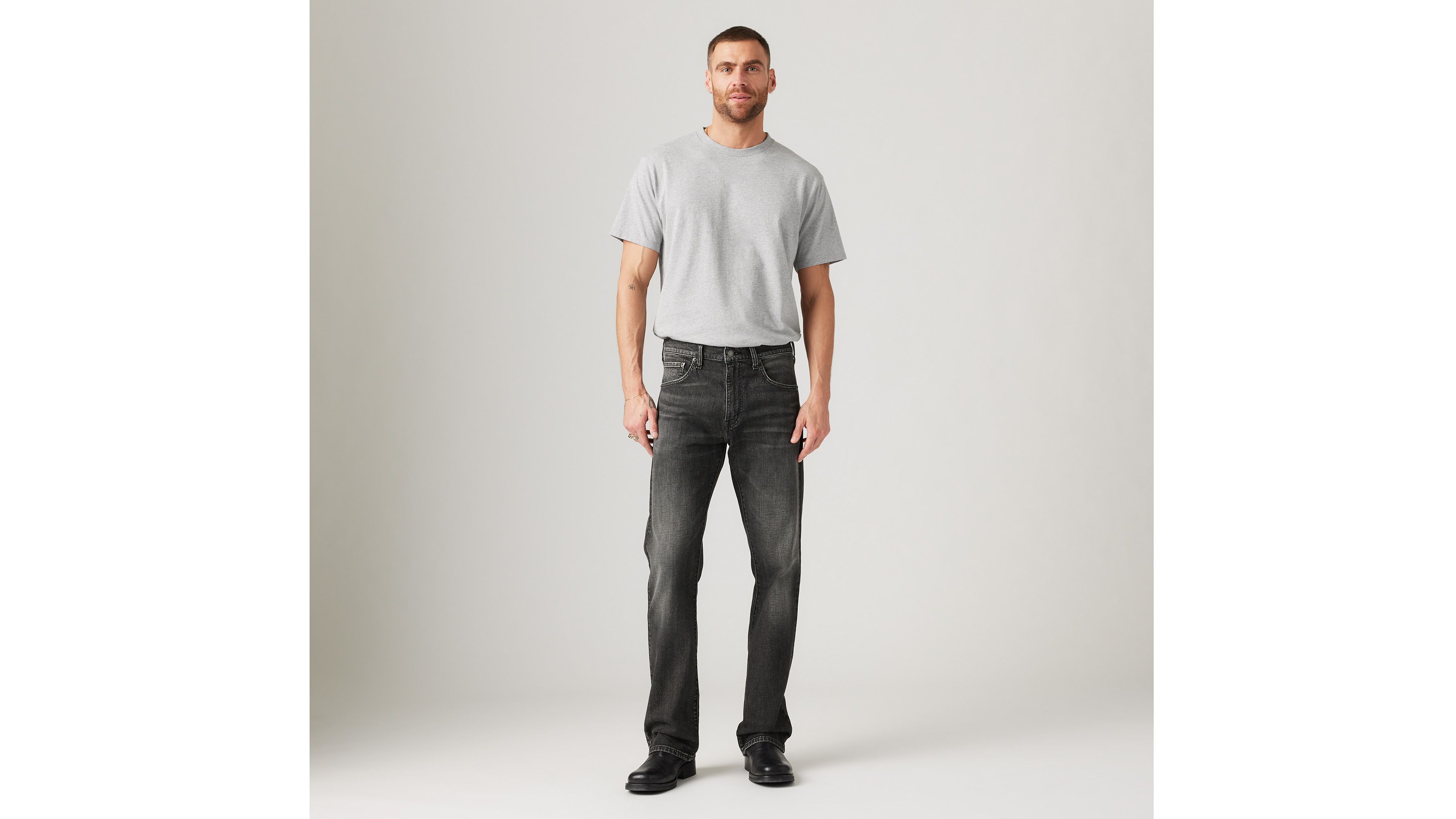 

517 Мужские джинсы Bootcut Levi's, цвет Across The Road - Black - Non-Stretch