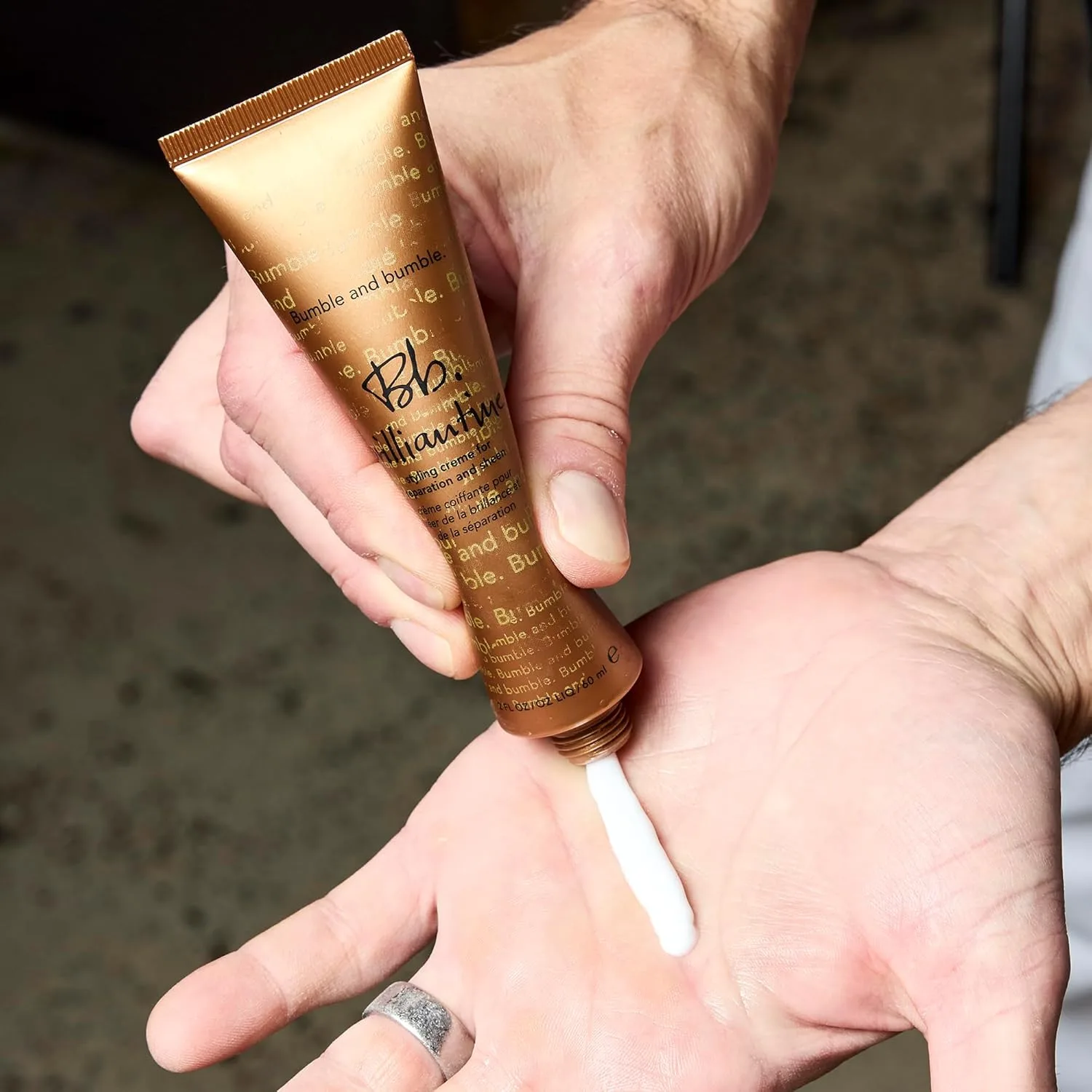 Bumble and bumble. Крем для укладки Brilliantine | Придает волосам разделение прядей и блеск | С касторовым маслом | Для волос средней и густой толщины, 57 мл — фото 3