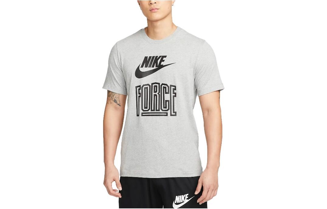 

Футболка мужская светло-серая Nike, серый