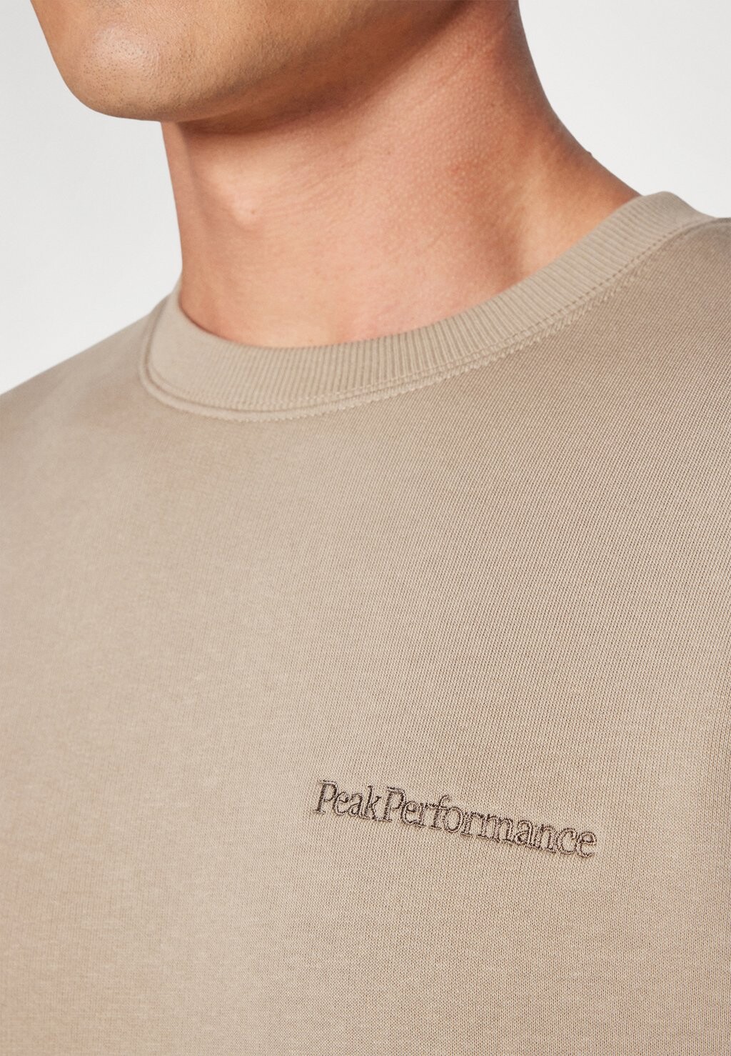 

Толстовка ORIGINAL SMALL LOGO Peak Performance, светло-коричневый