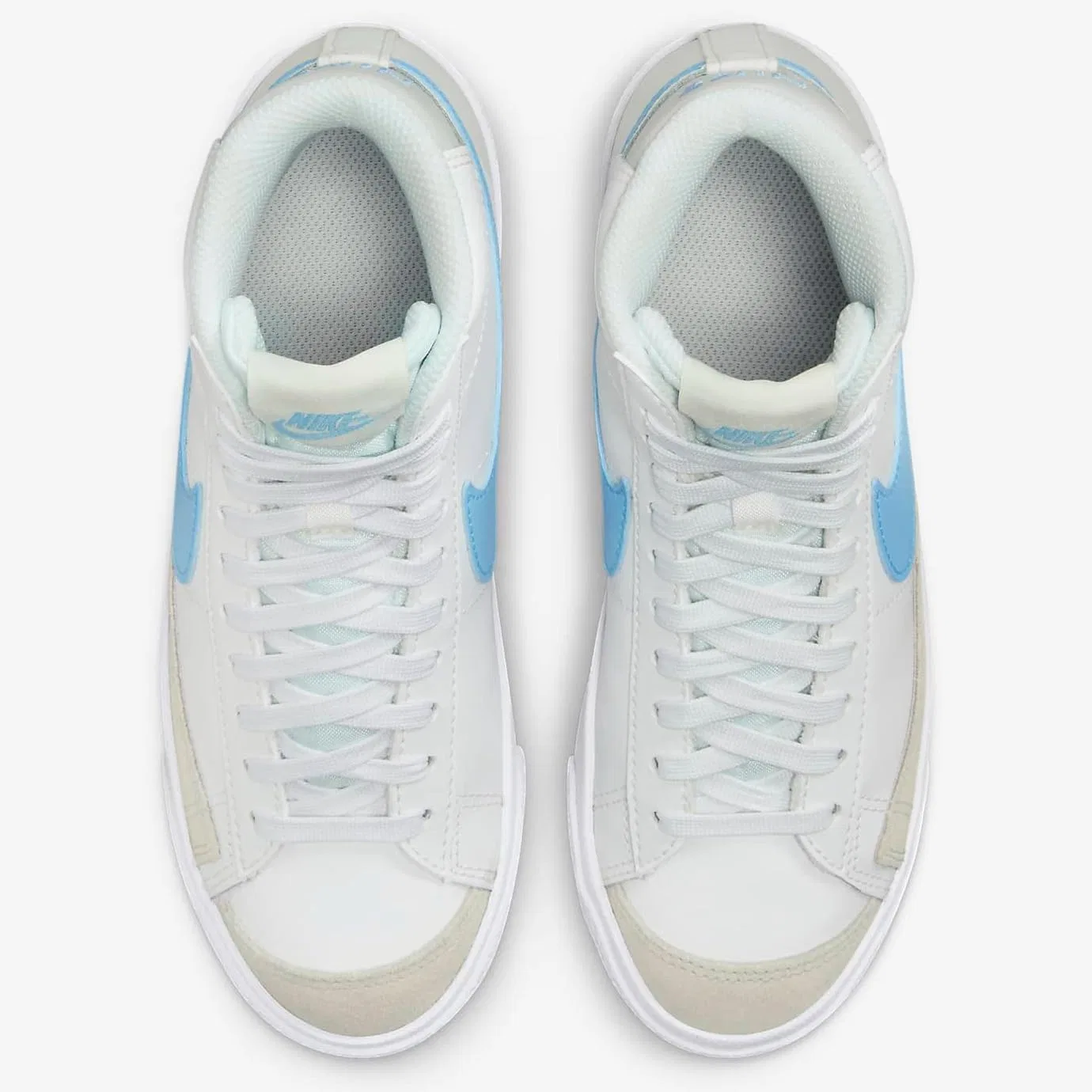 Детские кроссовки Nike Blazer Mid '77 (DA4086-114, Summit White/Photon Dust/White/Aquarius Blue) — фото 2