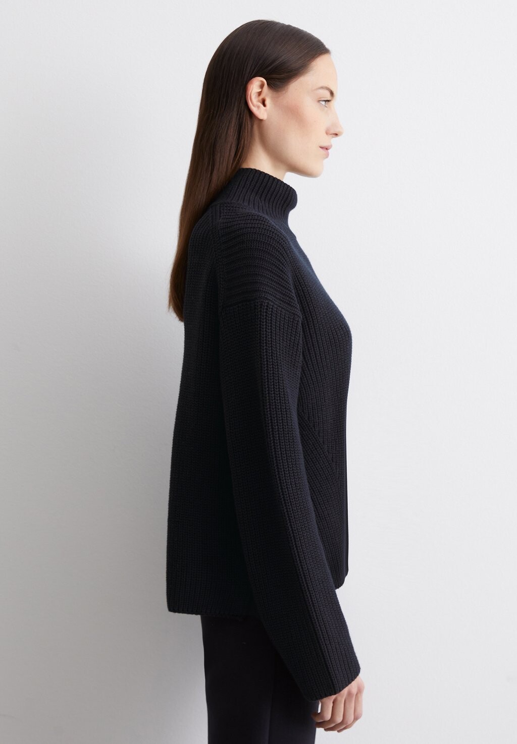 

Джемпер TURTLENECK LOOSE AUS HEAVY WEIGHT Marc O'Polo, темно-синий