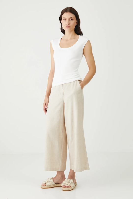 

Топ Medicine, белый