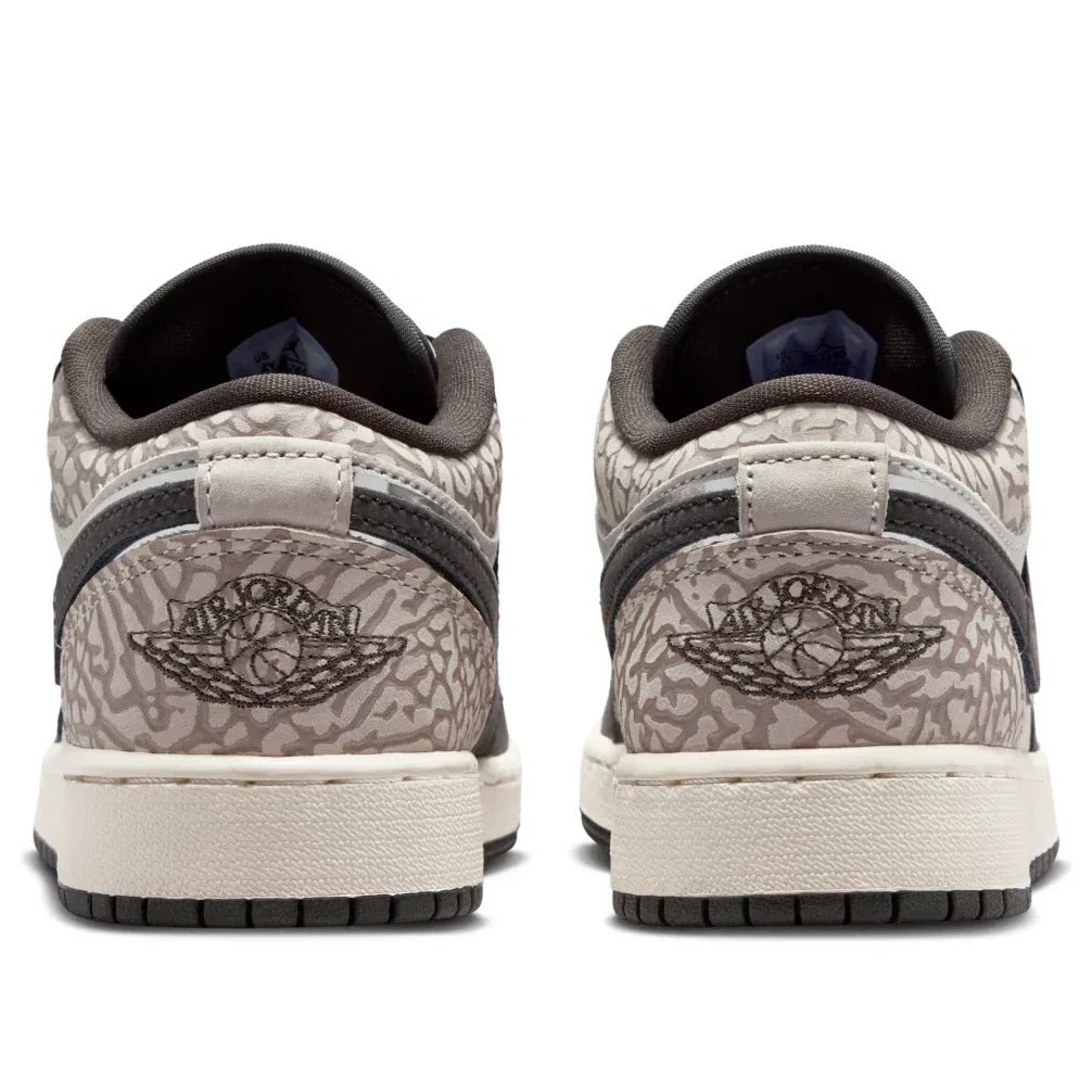 Кроссовки Air Jordan 1 Low SE 'Sail Deep Pewter Elephant Print' IU2269-100, белый — фото 4