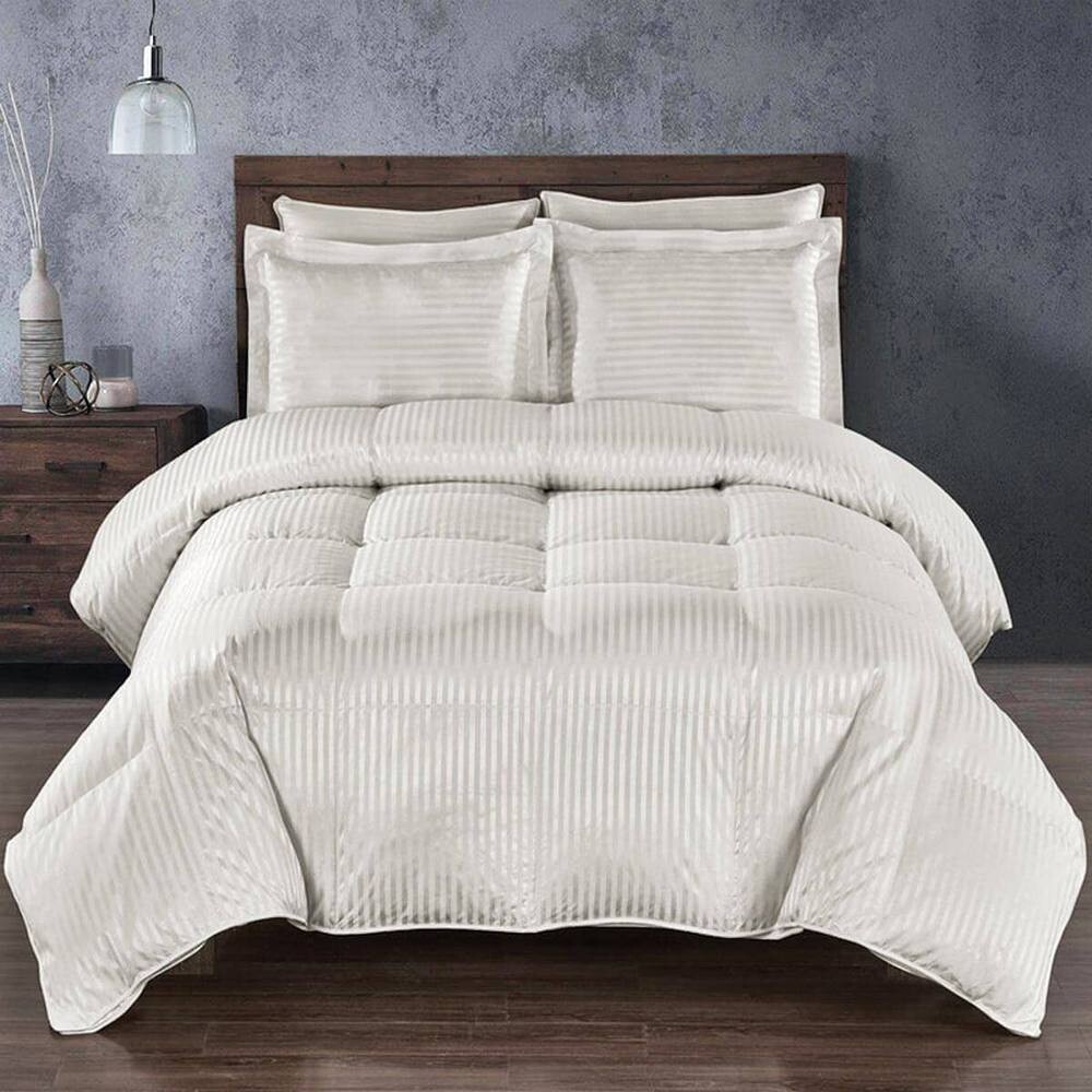 

Роскошное шелковое одеяло на гусином пуху Egyptian Linens, цвет Stripe