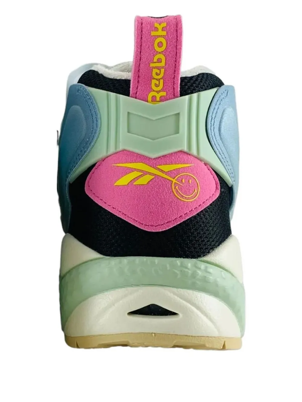 Кроссовки Instapump Fury 95 "Smiley x 50th Anniversary" REEBOK, зеленый — фото 2