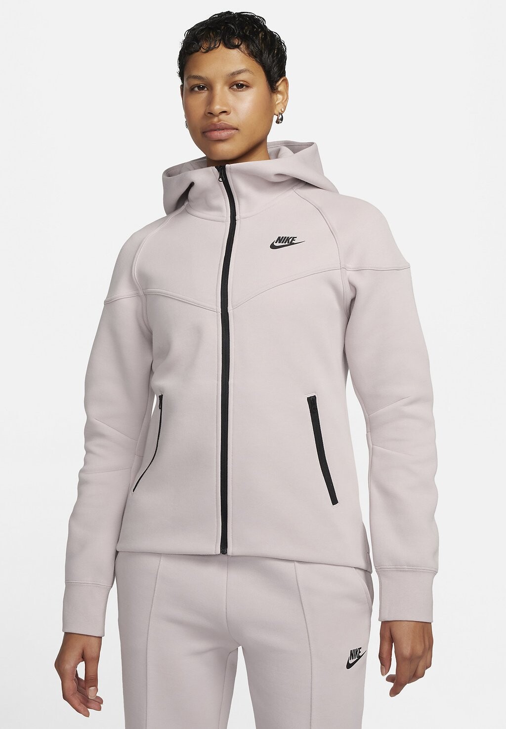 

Толстовка на молнии Tech Fleece Nike, цвет platinum violet black
