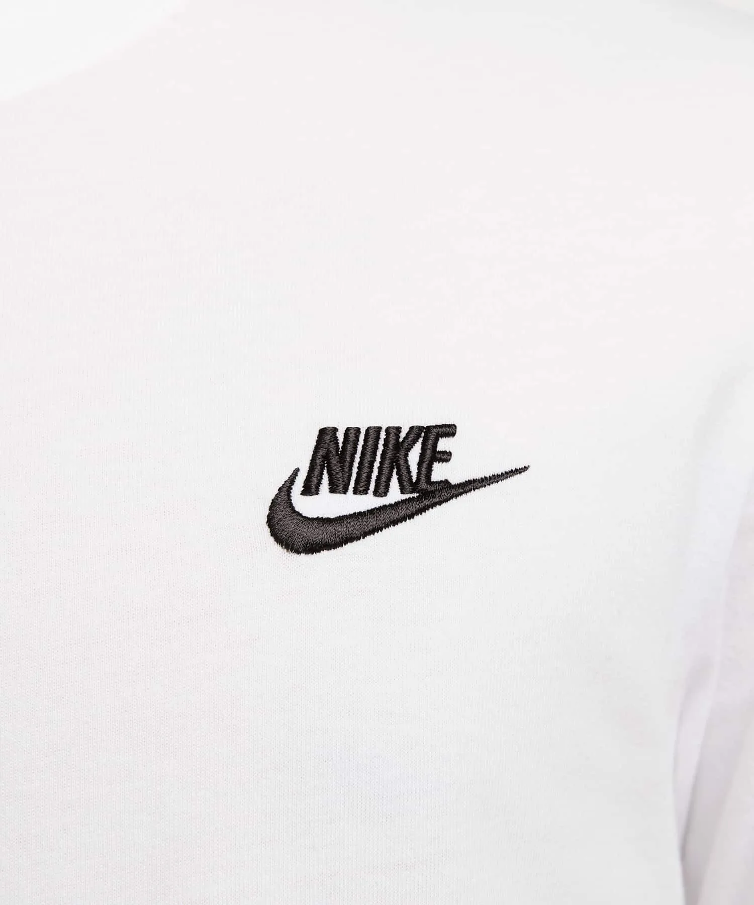 Мужская футболка Nike Sportswear Club с логотипом, белая — фото 4