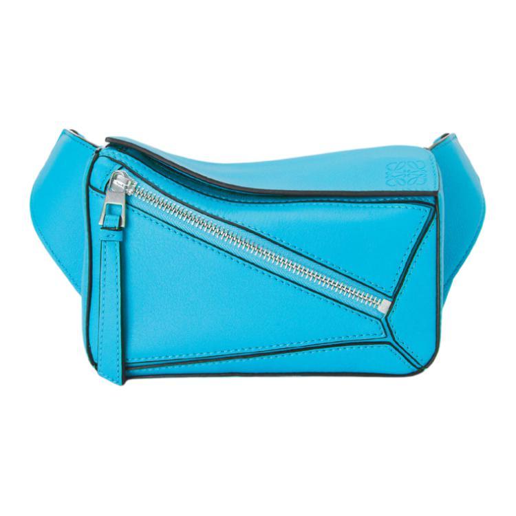 

Головоломка Поясная Сумка в Классической Телячьей Коже Мини Циан LOEWE