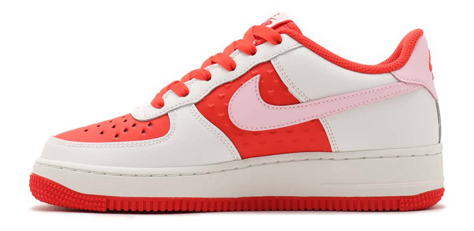 Кроссовки Nike Air Force 1 Low ко Дню святого Валентина (2025) женские, красный — фото 2