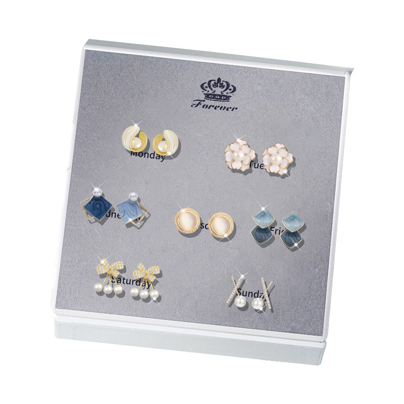 

GAGA Серьги-гвоздики из стерлингового серебра 925 пробы