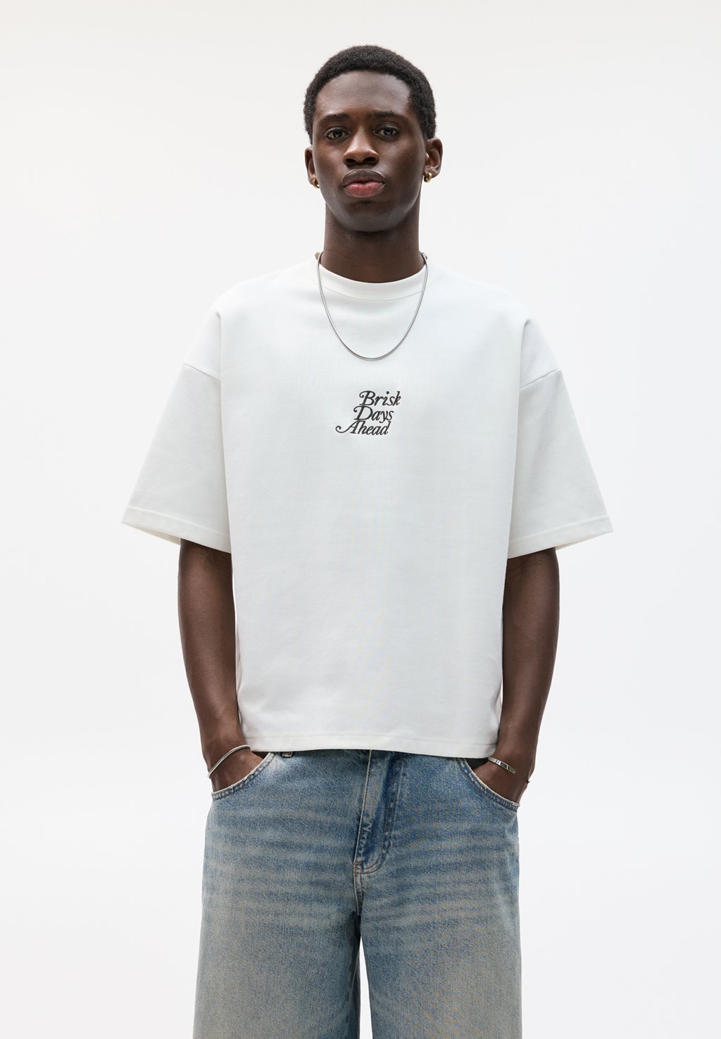 

Футболка с принтом BRISH DAYS AHEAD PULL&BEAR, белый