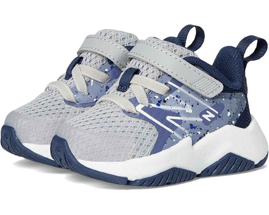 

Кроссовки New Balance Kids Rave Run v2 Bungee Lace with Top Strap, цвет Raincloud/Dream State/Nb Navy