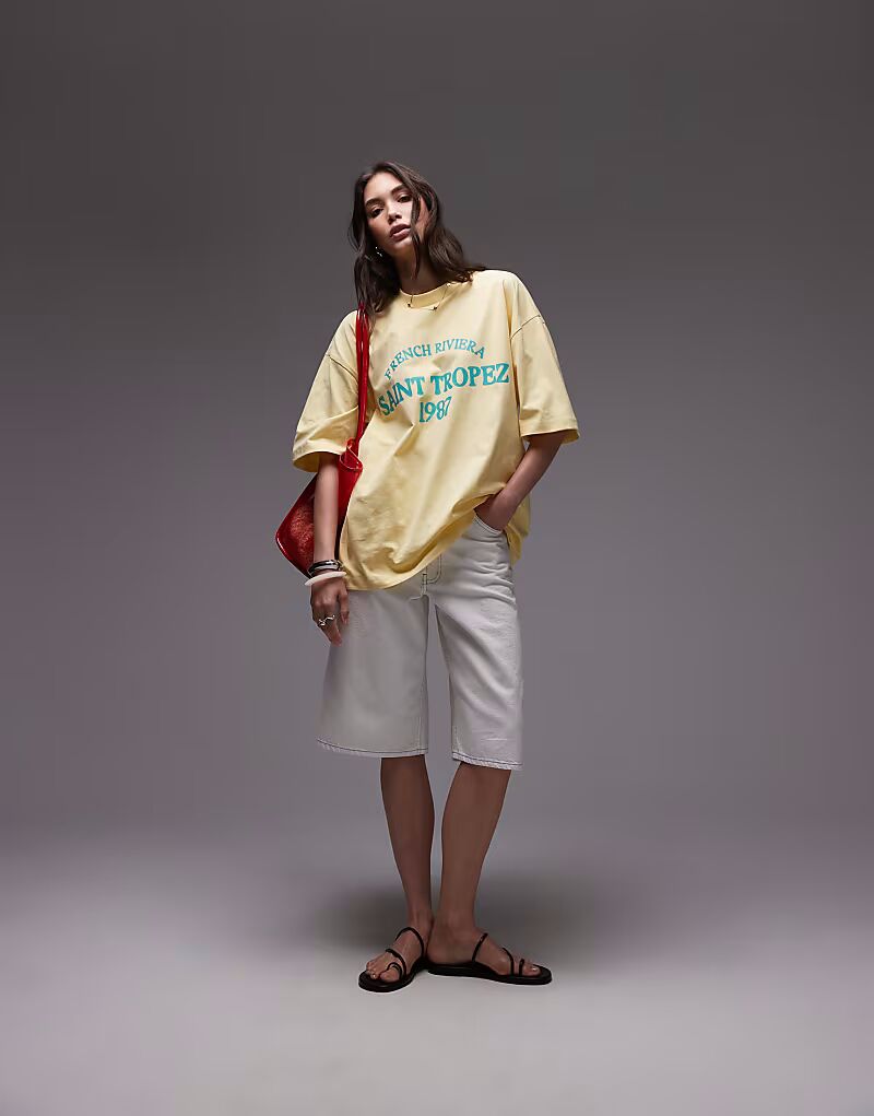 

Футболка Saint Tropez свободного кроя с принтом Topshop бежевого цвета
