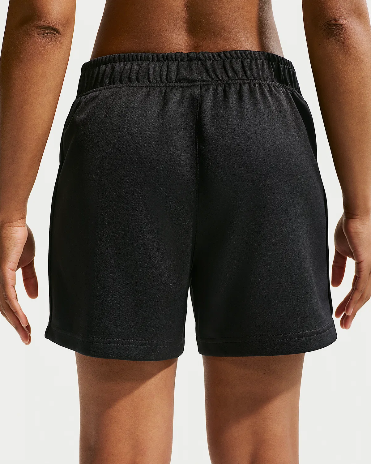 Женские шорты для бега Nike Sportswear из полиэстера со средней посадкой, Black/Black/Sail — фото 3
