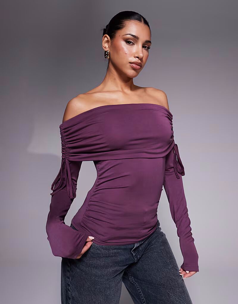

Мягкий топ ASOS DESIGN с открытыми плечами, длинными рукавами и сборками, бордового цвета