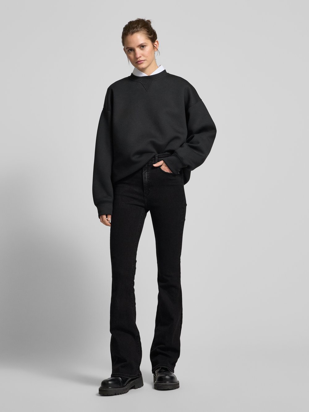 

Джинсы облегающего кроя с пятью карманами Calvin Klein Jeans, антрацит