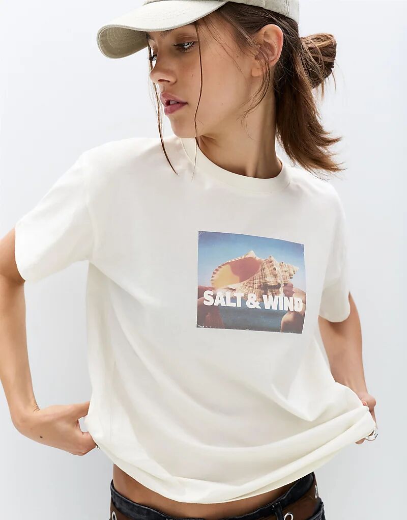 

Футболка с фото «Ракушка» от Pull&Bear в цвете «лёд»