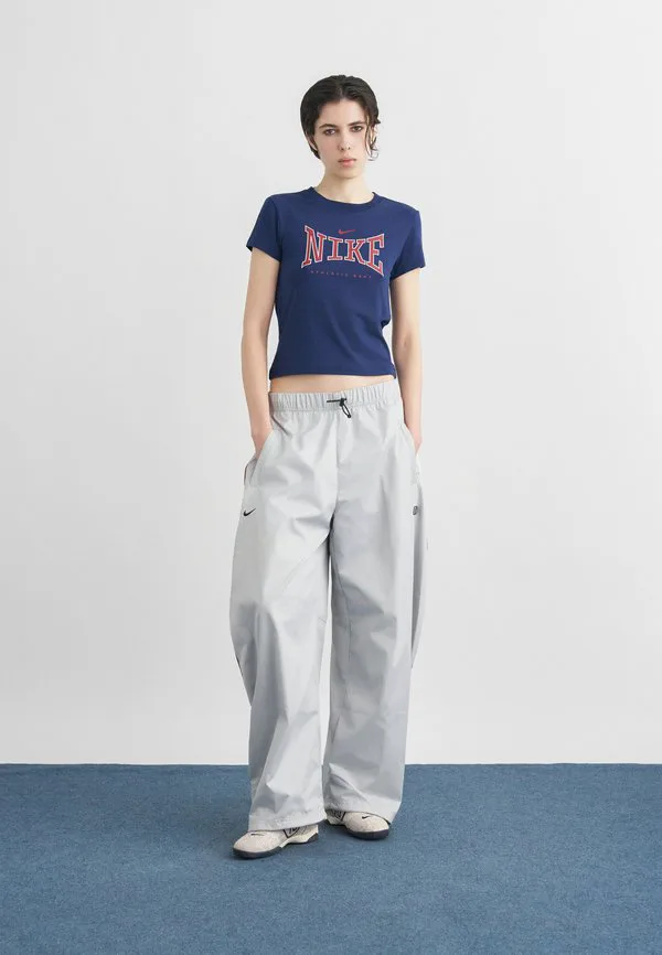 Футболка с принтом crop league Nike Sportswear, Midnight Navy — фото 2