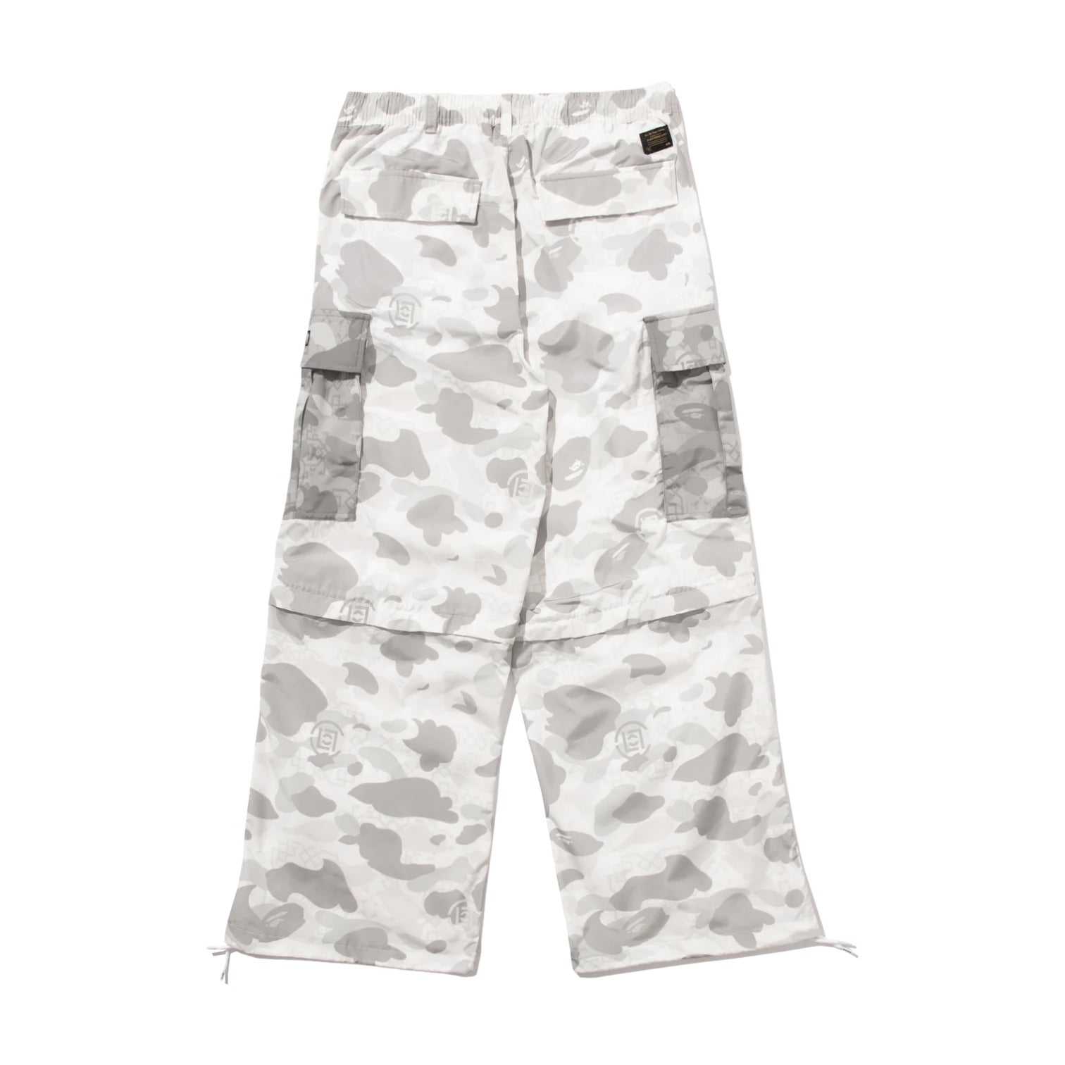 A Bathing Ape Брюки-карго BAPE X Clot Camo с отстегивающимися штанинами, свободного кроя, цвет «белый» — фото 2