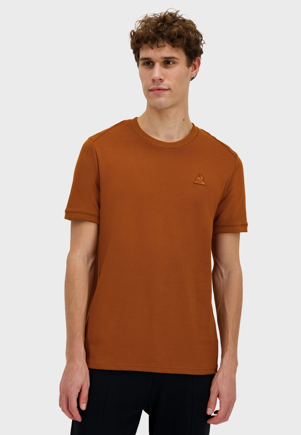 

Базовая футболка ESSENTIALS le coq sportif, охра