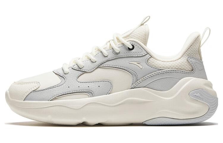 

Кроссовки ANTA Lifestyle Shoes Women's Low-top Ivory/McCho Grey, слоновая кость/серый