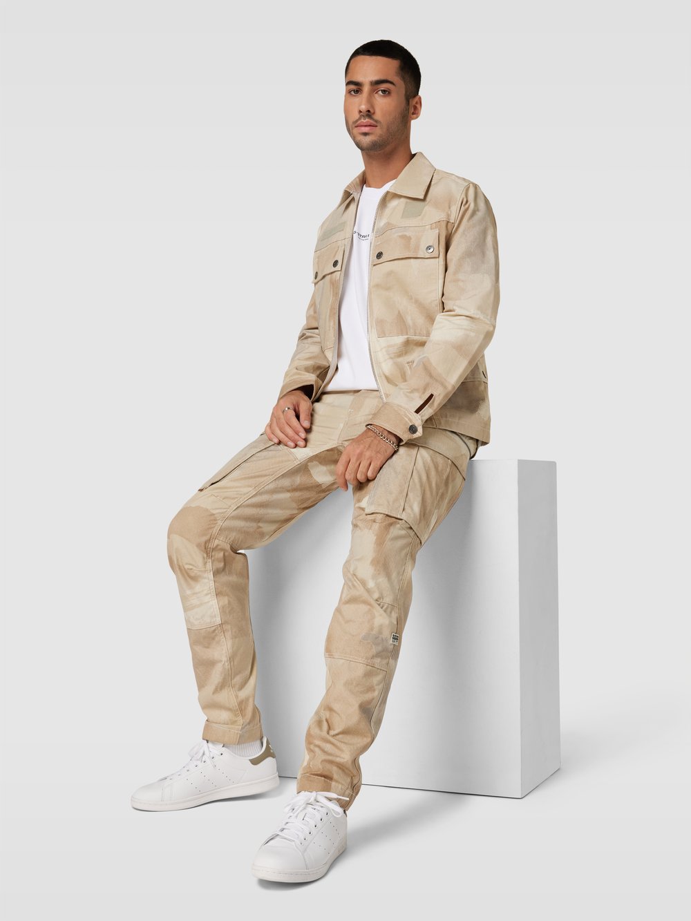 

Куртка с камуфляжным рисунком G-Star Raw, бежевый
