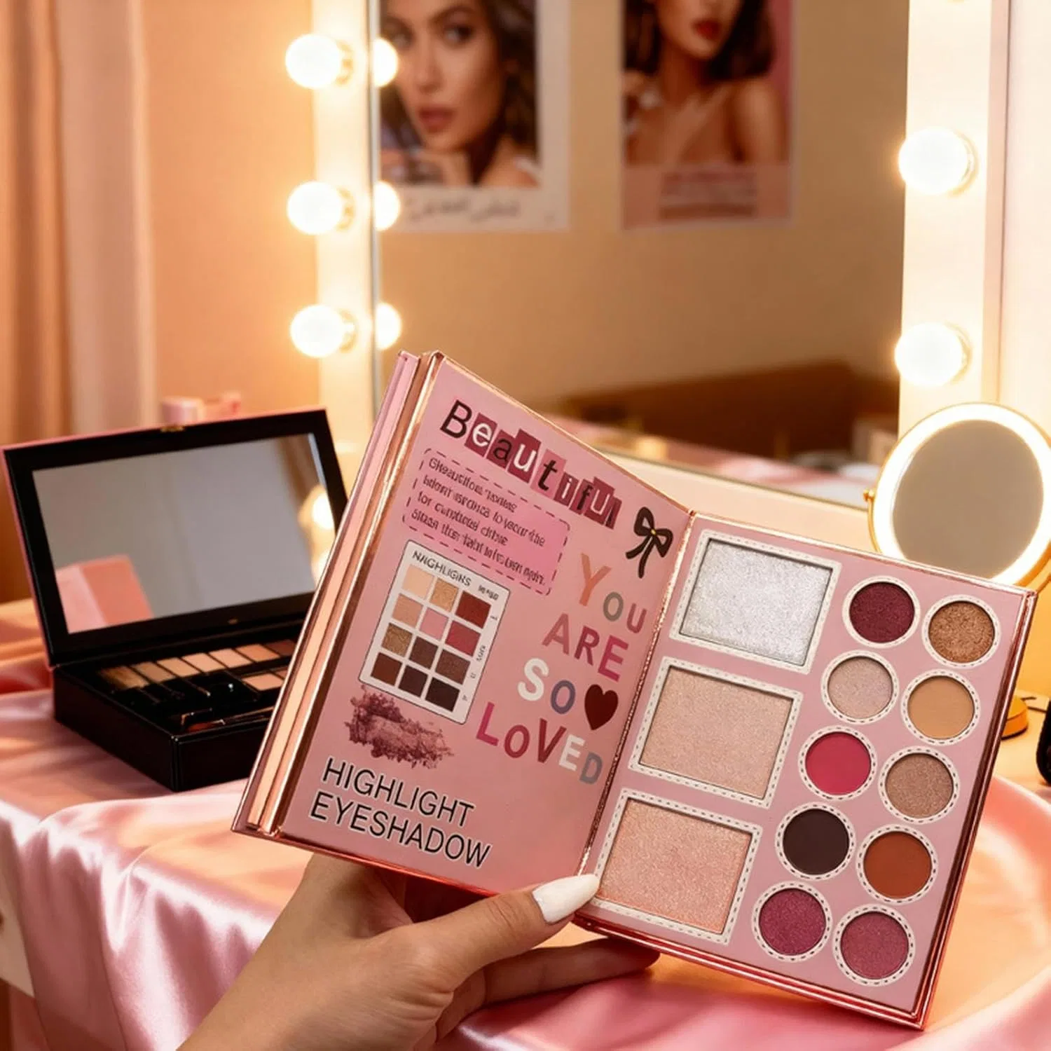 Многофункциональная палетка для макияжа Makeup Book Palette, мультиколор — фото 3