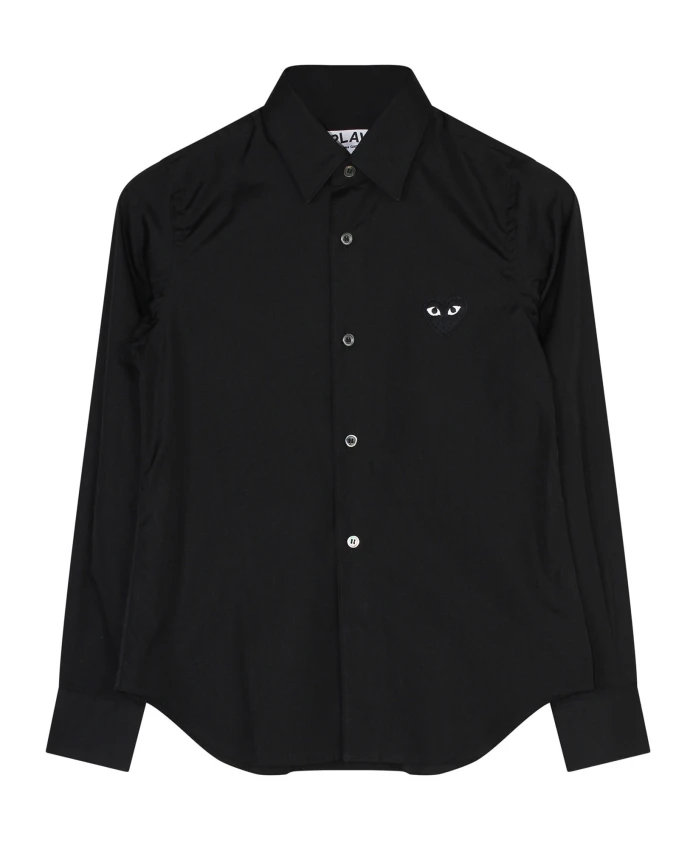 

Черная рубашка с сердечком, классический хлопок. Comme Des Garã§Ons Play, черный