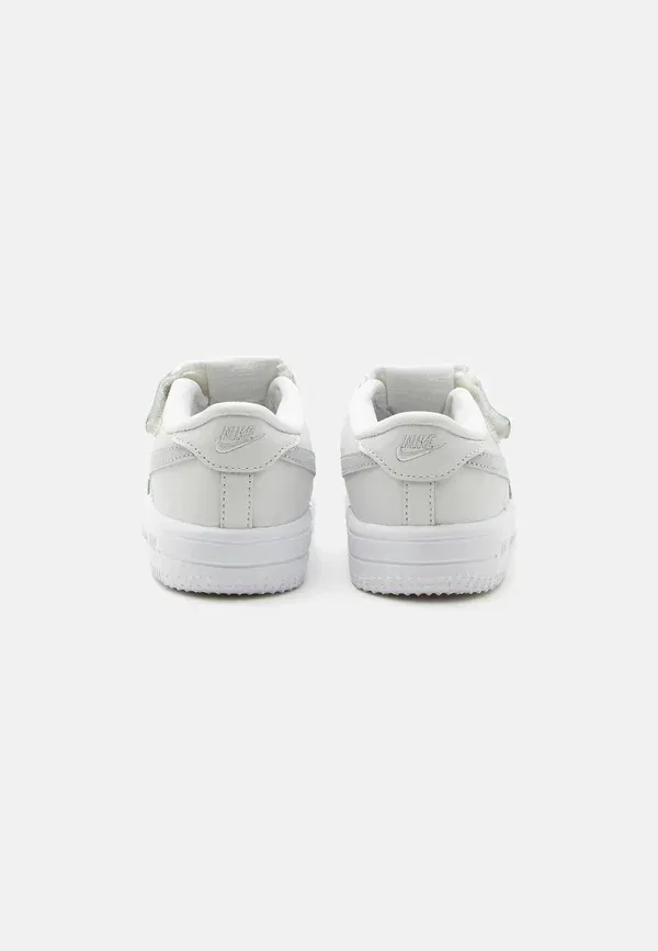 Кроссовки Nike Sportswear Force 1, Summit White/Vast Grey/Platinum-Coloured Tint/White — фото 3