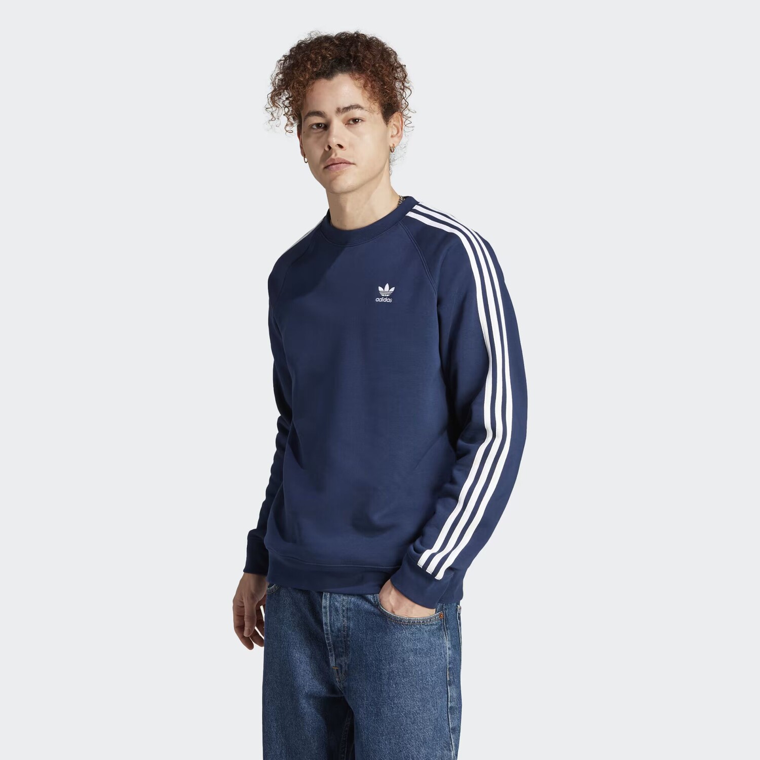 

Свитшот Adicolor Classics с 3 полосками Adidas, цвет Night Indigo