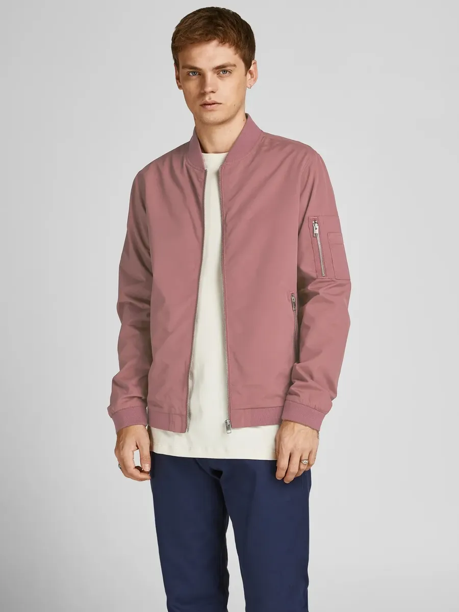 

Блузон Jack & Jones "JJERUSH BOMBER NOOS", цвет Mesa Rose