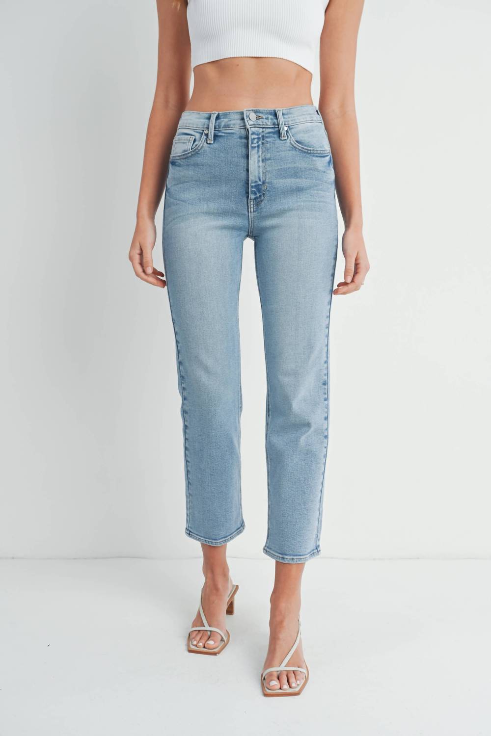 

Классические прямые джинсы с высокой посадкой из светлого денима JUST BLACK DENIM, цвет light denim