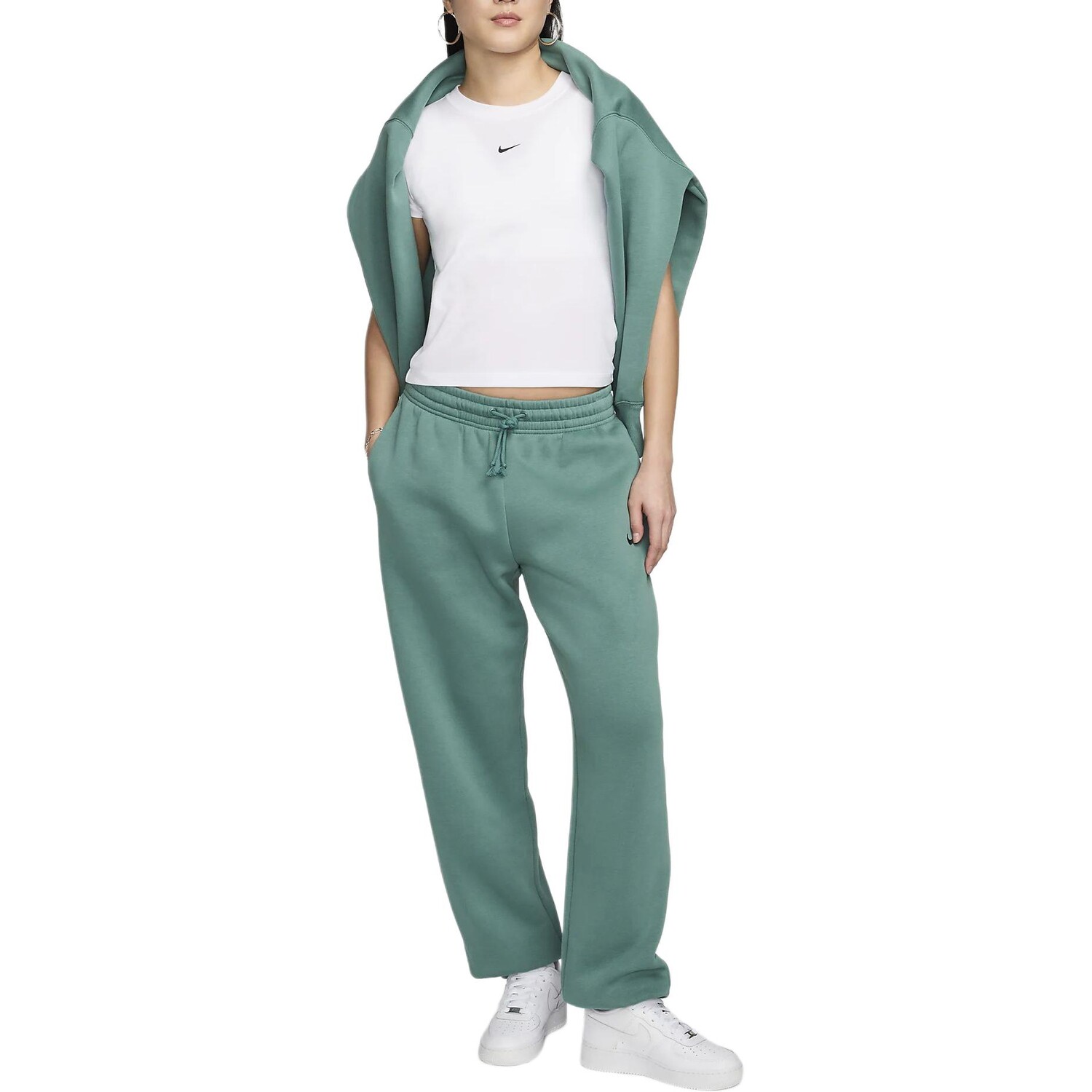 Футболка Nike Sportswear Chill Knit FV5509-100, белый — фото 3
