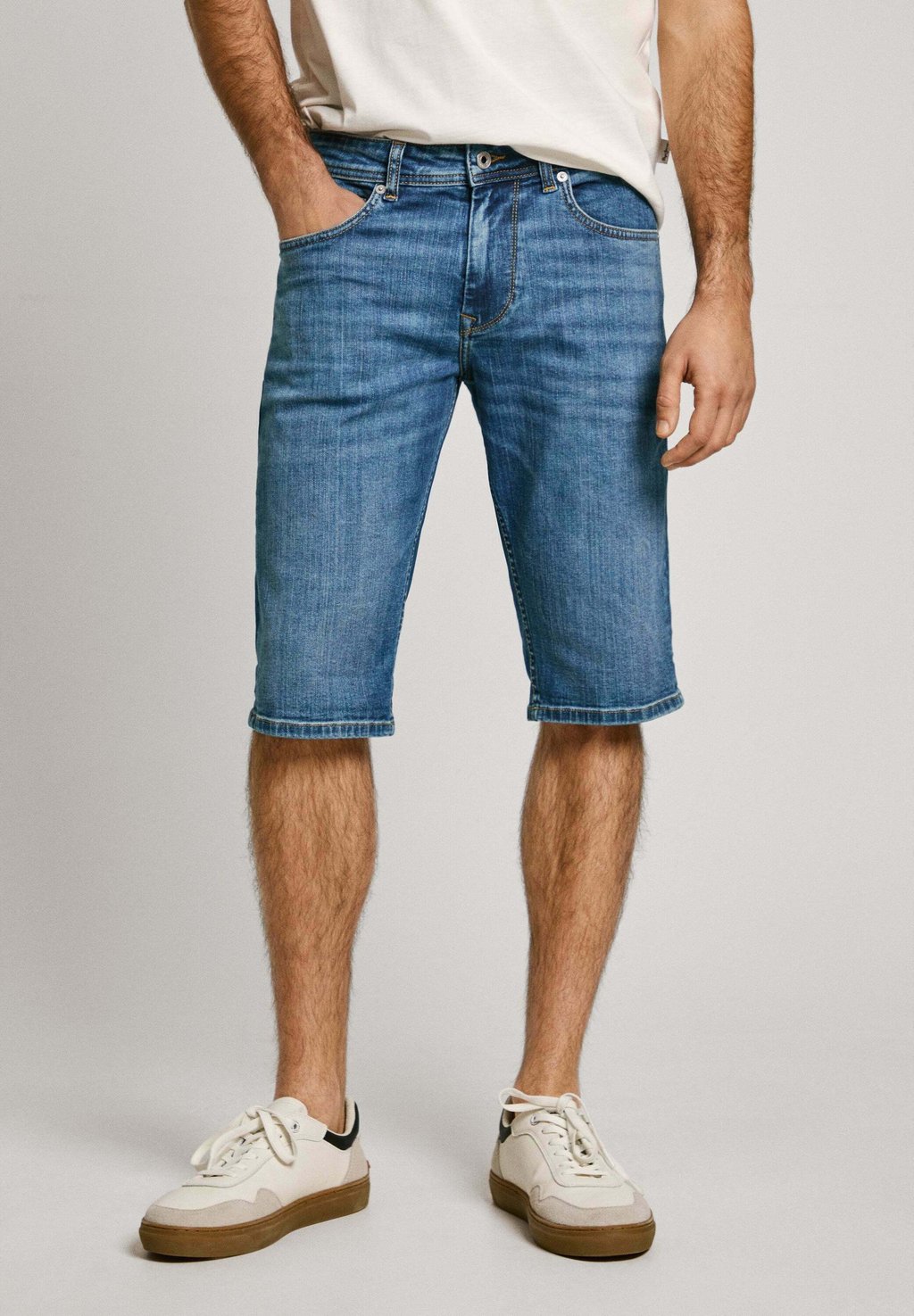 

Джинсовые шорты CASH Pepe Jeans, синий