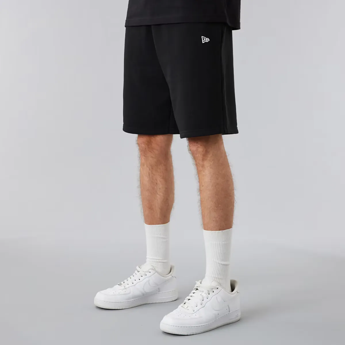 

Шорты унисекс New Era Essentials, черный