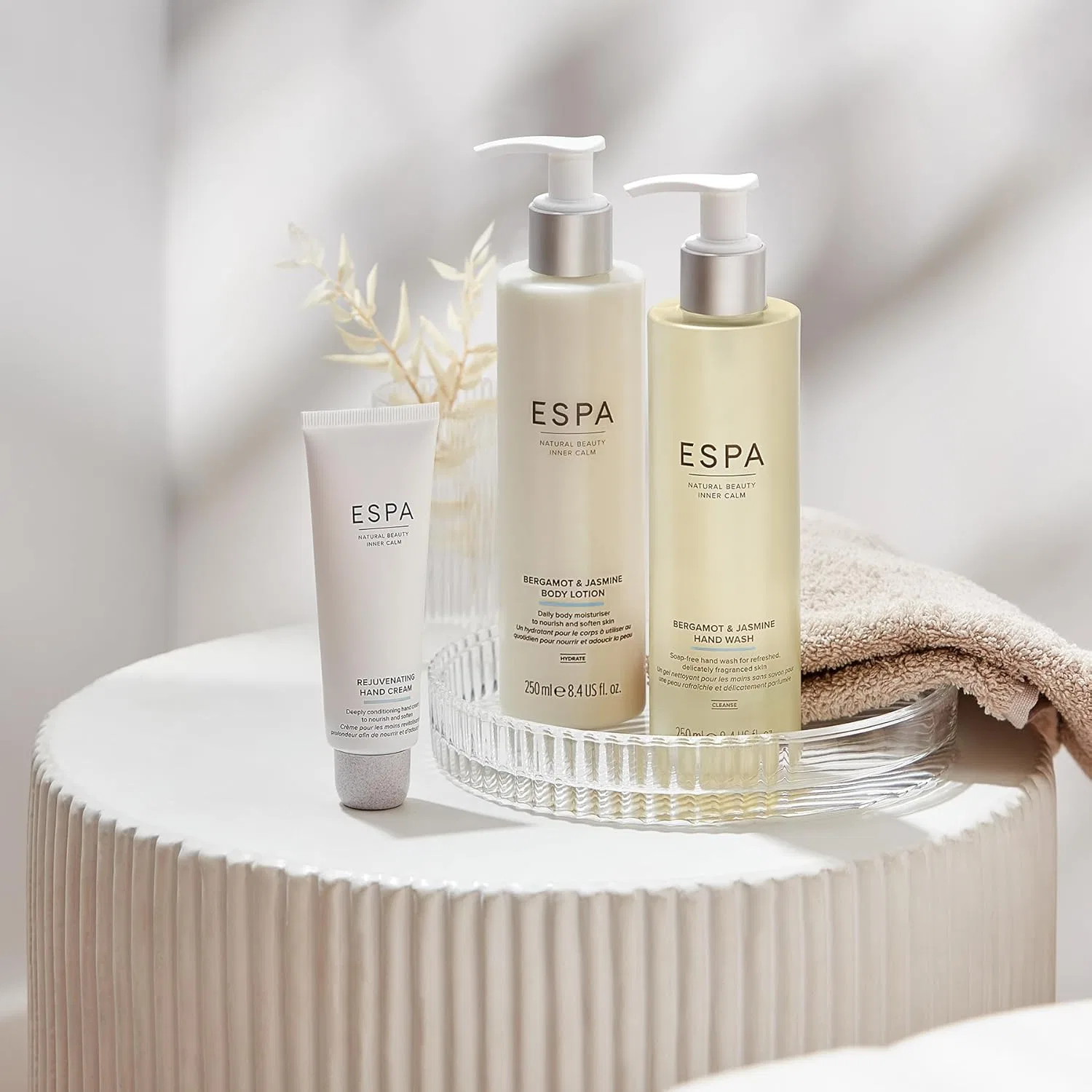 Лосьон для тела ESPA Bergamot Jasmine & Hint of Cedarwood 250 мл Espa — фото 3