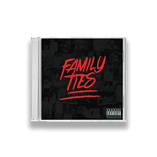

CD диск Chillinit: Family Ties