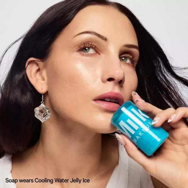 Сыворотка Milk Makeup — Охлаждающая вода желе лед успокаивающая -стик с ниацинамидом — фото 4