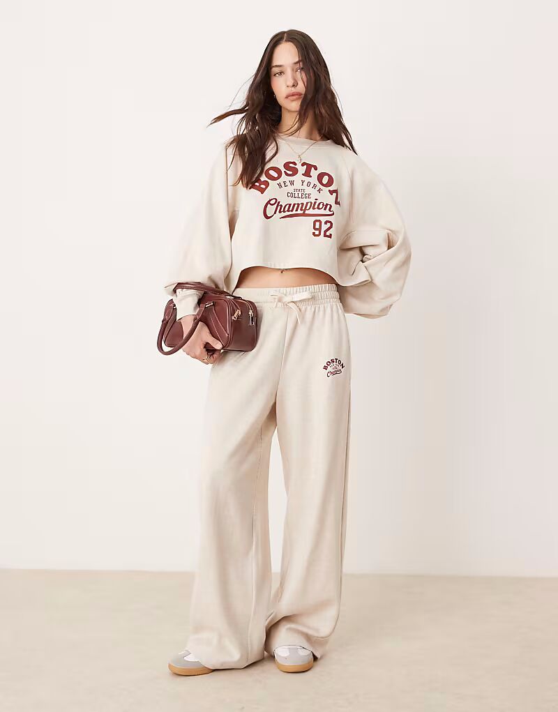 

Miss Selfridge бостонский костюм с джоггерами в цвете овсяный меланж