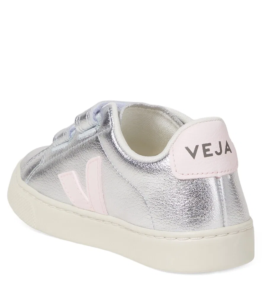 Металлизированные кожаные кроссовки Esplar Veja Kids, серебро — фото 3