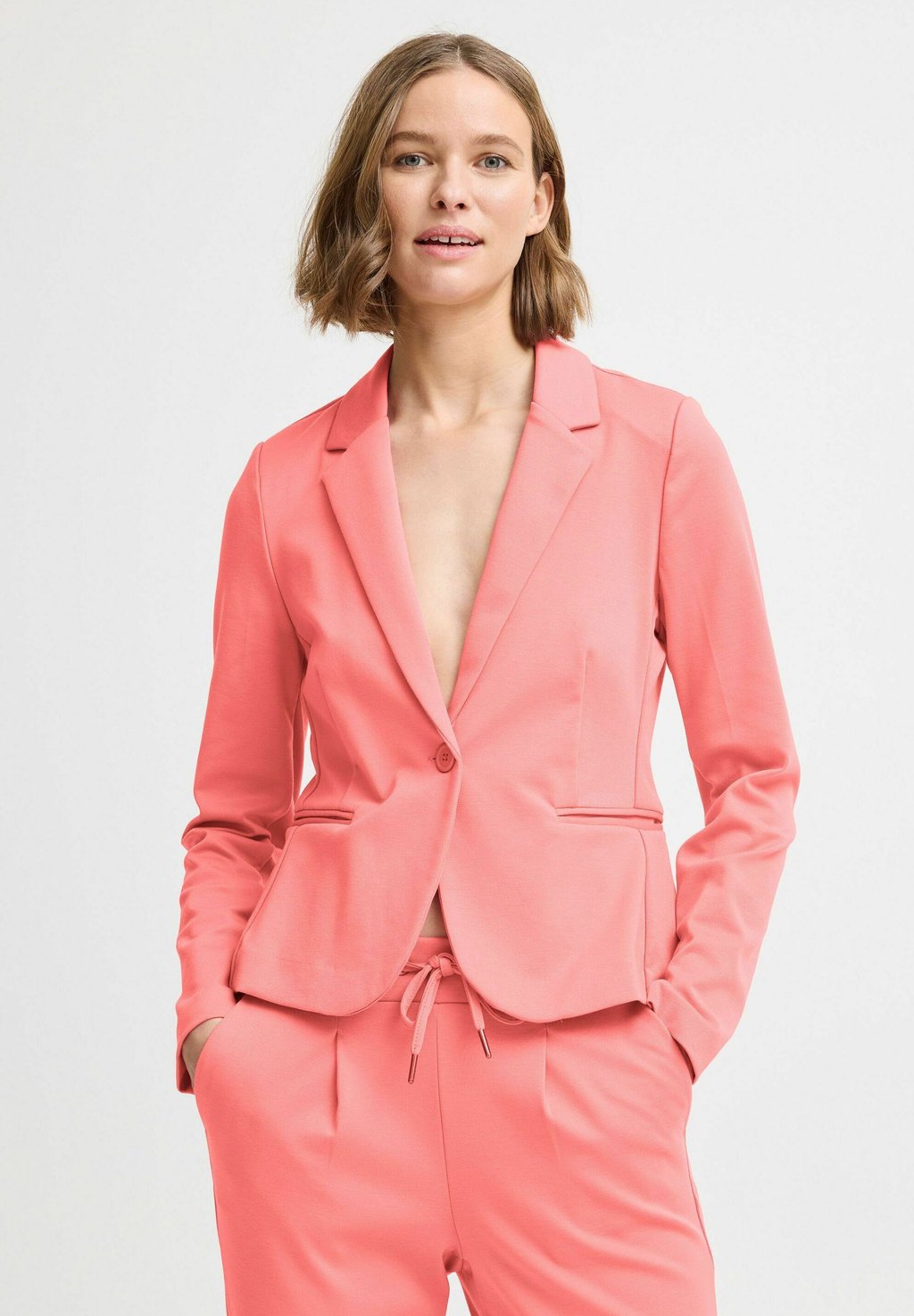 

Блейзер BYRizetta b.young by Zalando, светло-розовый